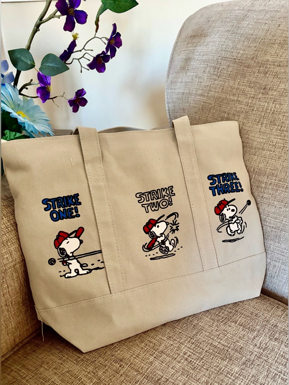 Canvas Tote Bag with Snoopy Baseball Prints - Beige